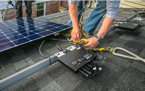 FTPM600W 800W অন গ্রিড সৌর মাইক্রো ইনভার্টার ফোটভোলটাইক সাদা সঙ্গে